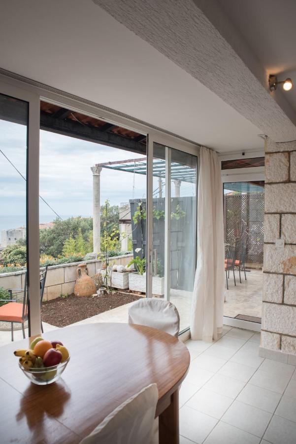 Kiki Apartment