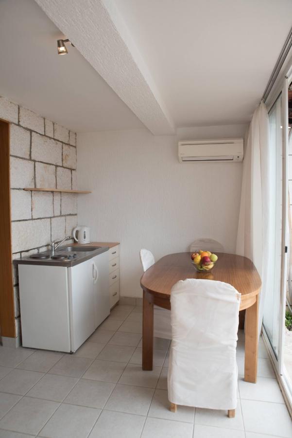 Kiki Apartment